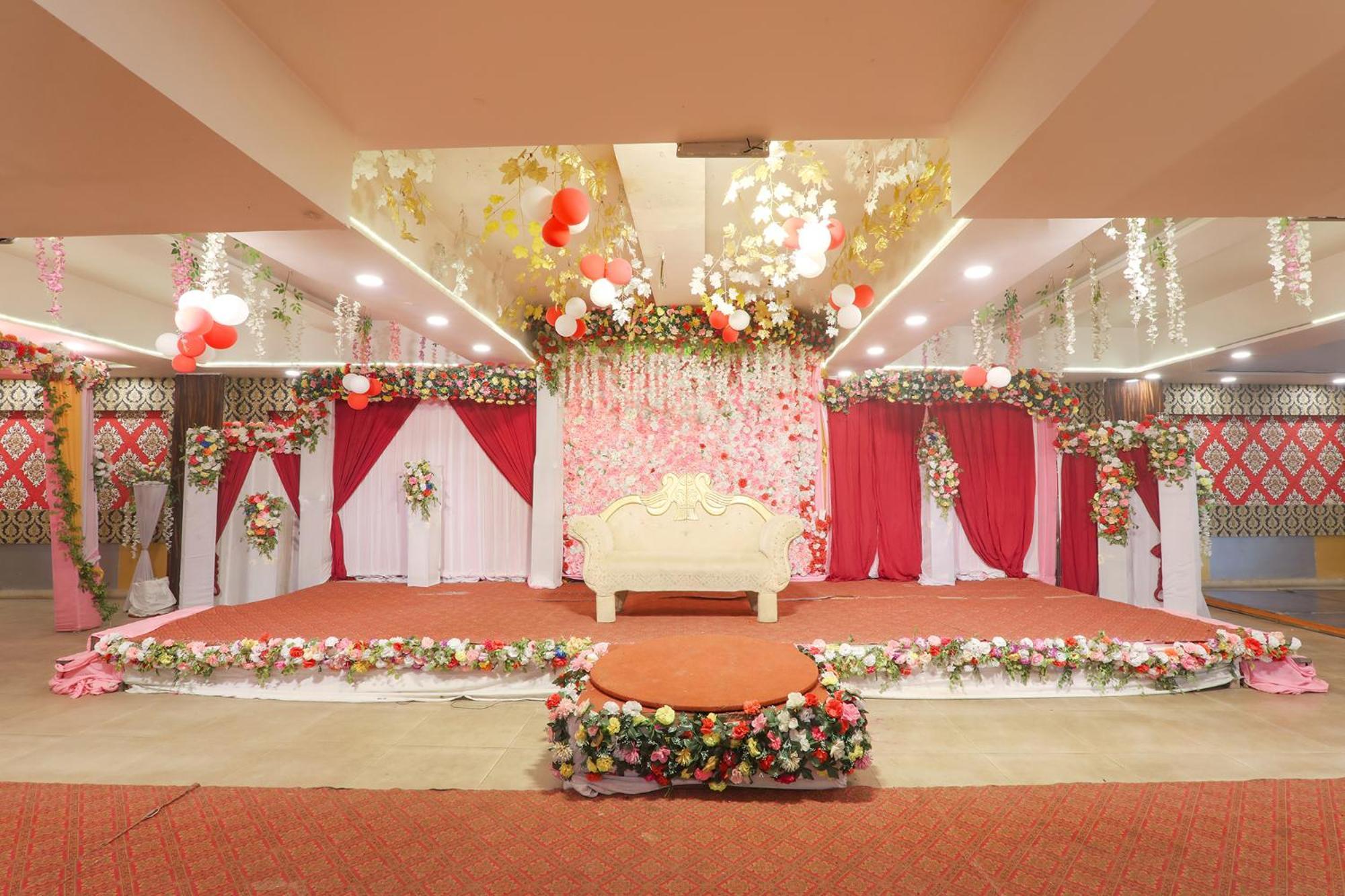 Fabhotel Swarn Banquet Kakarmatha Exterior foto
